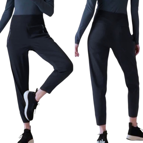Athleta Navy Trekkie North Jogger Ankle Pants - Picture 1 of 8